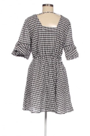 Ruha Pretty Little Thing, Méret M, Szín Sokszínű, Ár 12 449 Ft