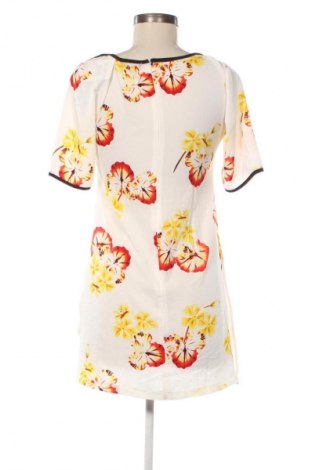 Ruha Rafaella, Méret M, Szín Sokszínű, Ár 909 Ft