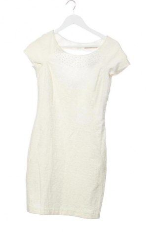 Kleid Reserved, Größe S, Farbe Weiß, Preis 4,67 €