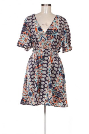 Рокля SHEIN, Размер XL, Цвят Многоцветен, Цена 4,09 €