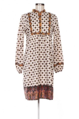 Kleid Saint Tropez, Größe M, Farbe Mehrfarbig, Preis 5,99 €