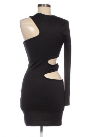 Sukienka Sinsay, Rozmiar M, Kolor Czarny, Cena 22,99 zł