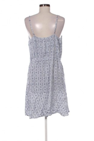 Ruha Target, Méret XL, Szín Sokszínű, Ár 1 609 Ft