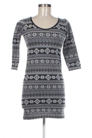 Kleid Terranova, Größe M, Farbe Mehrfarbig, Preis 3,99 €