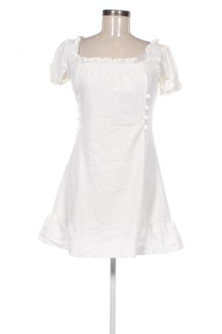 Ruha Unbranded, Méret M, Szín Fehér, Ár 5 129 Ft