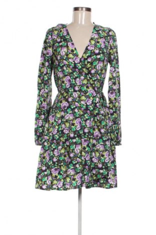 Ruha VILA, Méret M, Szín Sokszínű, Ár 6 334 Ft