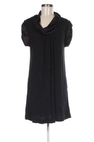 Ruha VILA, Méret M, Szín Fekete, Ár 2 069 Ft