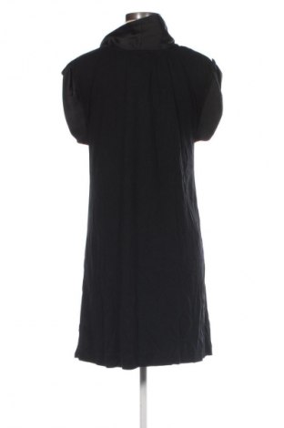 Ruha VILA, Méret M, Szín Fekete, Ár 2 069 Ft