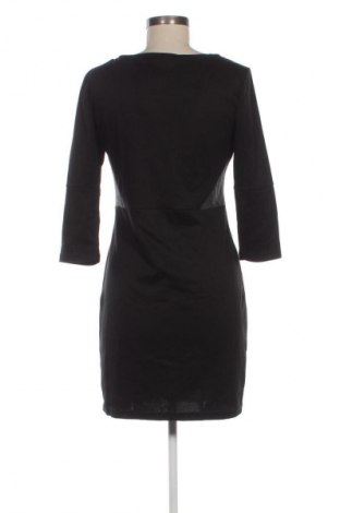 Ruha VILA, Méret L, Szín Fekete, Ár 1 779 Ft