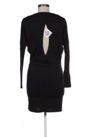 Рокля Vero Moda, Размер XS, Цвят Черен, Цена 2,55 €