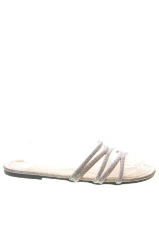 Papuci Unbranded, Mărime 43, Culoare Auriu, Preț 146,97 Lei, #137502588