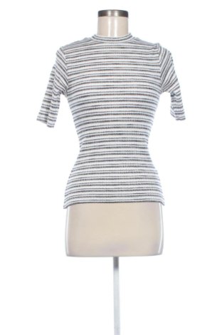 Bluză de femei New Look, Mărime M, Culoare Multicolor, Preț 31,49 Lei, #137520780