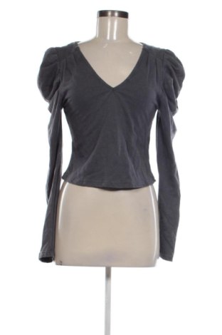 Női blúz Kendall & Kylie, Méret M, Szín Szürke, Ár 3 546 Ft, #137542144