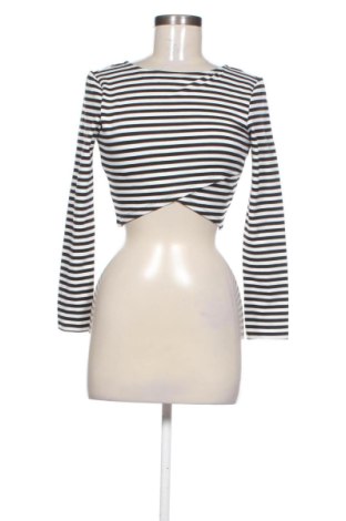 Dámská halenka H&M, Velikost XS, Barva Vícebarevné, Cena  155,00 Kč, #137548044