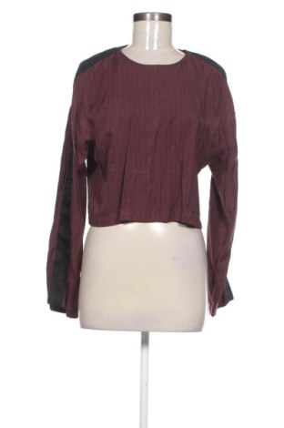 Bluză de femei Native Youth, Mărime S, Culoare Roșu, Preț 68,19 Lei, #137545378