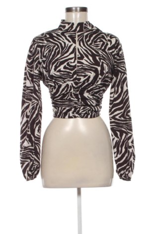 Dámská halenka Pretty Little Thing, Velikost M, Barva Vícebarevné, Cena  308,00 Kč, #137547939