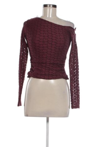 Дамска блуза Pull&Bear, Размер S, Цвят Лилав, Цена 6,43 €, #137551565
