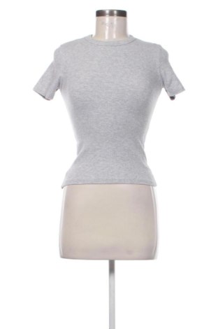 Γυναικείο t-shirt FSBN Sister, Μέγεθος XS, Χρώμα Γκρί, Τιμή 6,99 €, #137507282