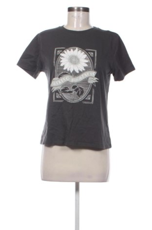 Γυναικείο t-shirt Pull&Bear, Μέγεθος M, Χρώμα Γκρί, Τιμή 14,99 €, #137508997