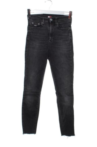 Női farmernadrág Tommy Jeans, Méret XXS, Szín Szürke, Ár 34 119 Ft, #137483643