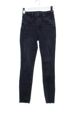Blugi de femei Guess, Mărime S, Culoare Albastru, Preț 132,00 Lei, #137489327