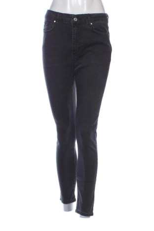 Дамски дънки Trendyol, Размер M, Цвят Черен, Цена 24,00 €, #137511277