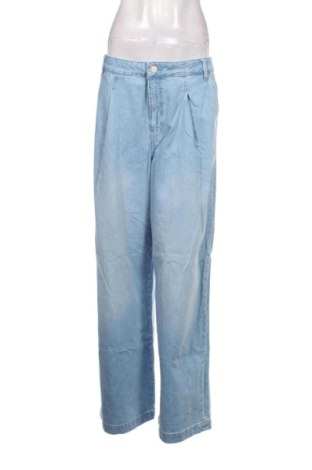 Дамски дънки Armani Exchange, Размер M, Цвят Син, Цена 96,21 €, #137514628