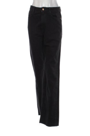 Damskie jeansy Zara, Rozmiar M, Kolor Czarny, Cena 55,04 zł, #137523903