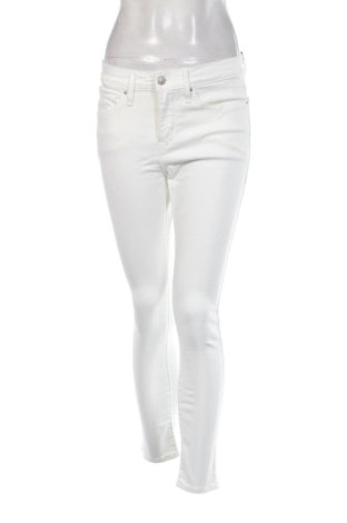 Dámske džínsy  Levi's, Veľkosť M, Farba Biela, Cena  58,00 €, #137526396