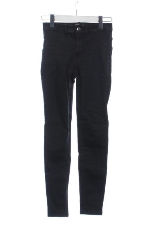 Damskie jeansy Sinsay, Rozmiar XS, Kolor Czarny, Cena 33,87 zł, #137529954