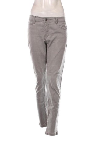 Blugi de femei Yessica, Mărime XL, Culoare Gri, Preț 52,49 Lei, #137536994