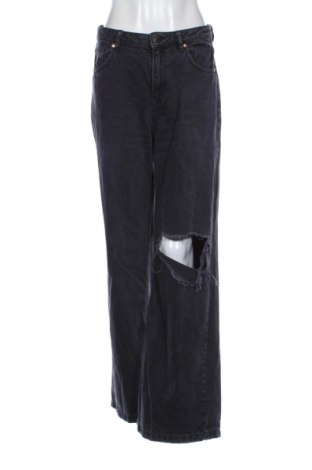 Női farmernadrág Bershka, Méret M, Szín Szürke, Ár 3 191 Ft, #137537810
