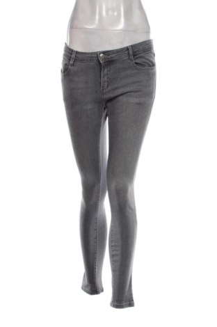 Blugi de femei Zara, Mărime M, Culoare Gri, Preț 50,84 Lei, #137544993
