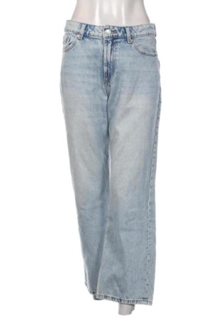 Дамски дънки Bershka, Размер M, Цвят Син, Цена 19,00 €, #137546032