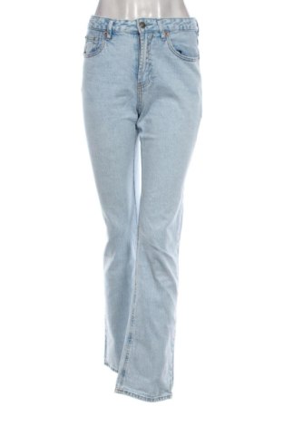 Blugi de femei Stradivarius, Mărime S, Culoare Albastru, Preț 68,24 Lei, #137520507