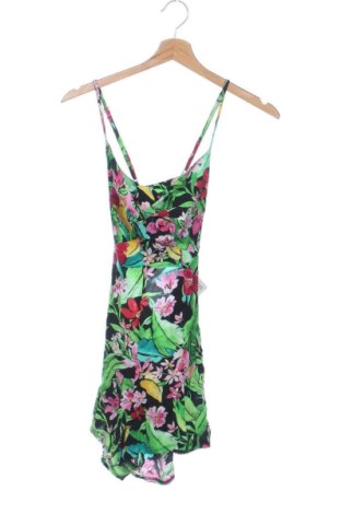 Női rövid overál Bershka, Méret XS, Szín Sokszínű, Ár 7 092 Ft, #137515311