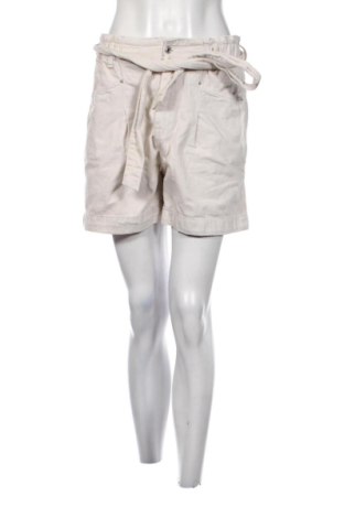 Pantaloni scurți de femei Mango, Mărime M, Culoare Ecru, Preț 71,99 Lei, #137498772