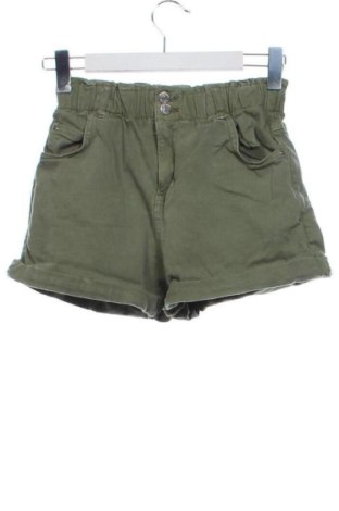 Dámské kraťasy  Bershka, Velikost XS, Barva Zelená, Cena  299,00 Kč, #137499072
