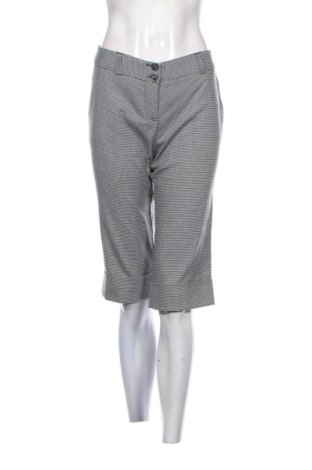 Pantaloni scurți de femei Orsay, Mărime L, Culoare Multicolor, Preț 30,00 Lei, #137517037