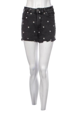 Damen Shorts Clockhouse, Größe S, Farbe Mehrfarbig, Preis 8,99 €, #137519753