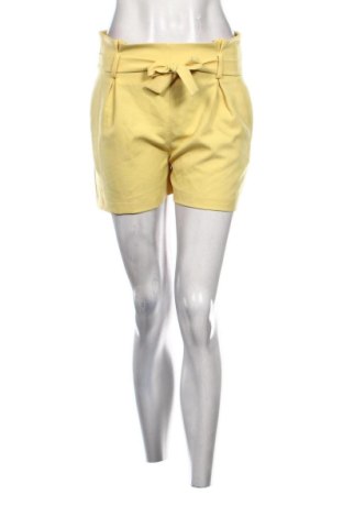 Pantaloni scurți de femei Contrast, Mărime S, Culoare Galben, Preț 68,24 Lei, #137521150