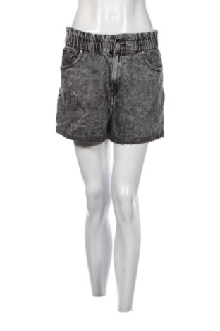 Pantaloni scurți de femei Fb Sister, Mărime M, Culoare Gri, Preț 50,99 Lei, #137522501