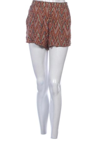 Дамски къс панталон H&M, Размер S, Цвят Многоцветен, Цена 11,05 €, #137528142