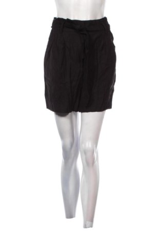 Pantaloni scurți de femei H&M, Mărime S, Culoare Negru, Preț 57,99 Lei, #137529496