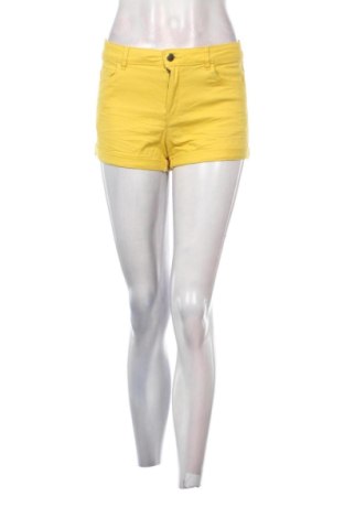Pantaloni scurți de femei H&M, Mărime S, Culoare Galben, Preț 60,99 Lei, #137529544
