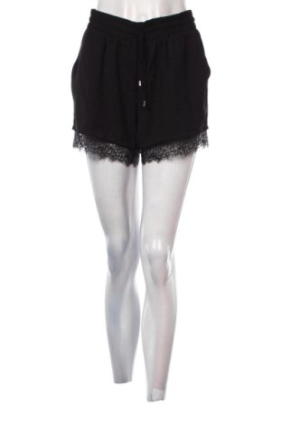 Pantaloni scurți de femei ONLY, Mărime M, Culoare Negru, Preț 40,99 Lei, #137532268