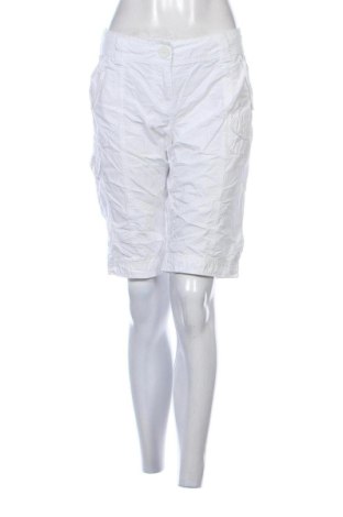 Pantaloni scurți de femei S.Oliver, Mărime XL, Culoare Alb, Preț 101,99 Lei, #137535806