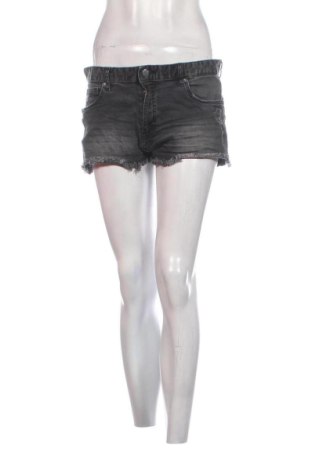 Dámské kraťasy  H&M, Velikost M, Barva Šedá, Cena  240,00 Kč, #137537873