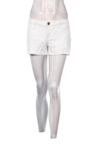 Pantaloni scurți de femei Laura Scott, Mărime L, Culoare Alb, Preț 72,99 Lei, #137540784