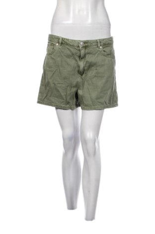 Pantaloni scurți de femei ONLY, Mărime L, Culoare Verde, Preț 42,99 Lei, #137510756